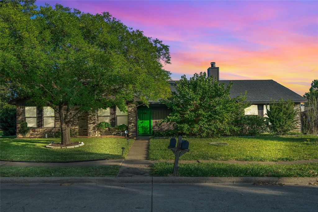 2201 Ember Lee Drive, Garland, TX 75040