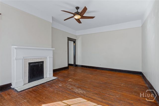 304 E Waldburg Street, Savannah, GA 31401