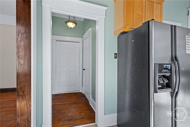 304 E Waldburg Street, Savannah, GA 31401