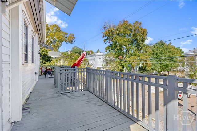 304 E Waldburg Street, Savannah, GA 31401