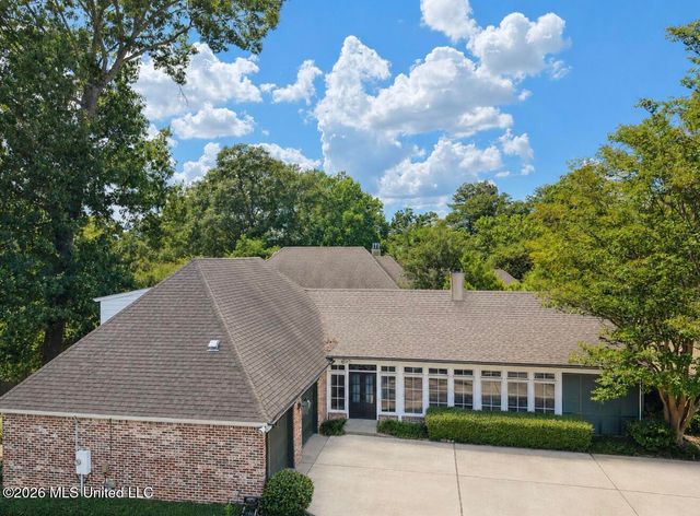 17 Pear Orchard Park, Jackson, MS 39211