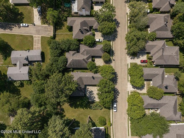 17 Pear Orchard Park, Jackson, MS 39211