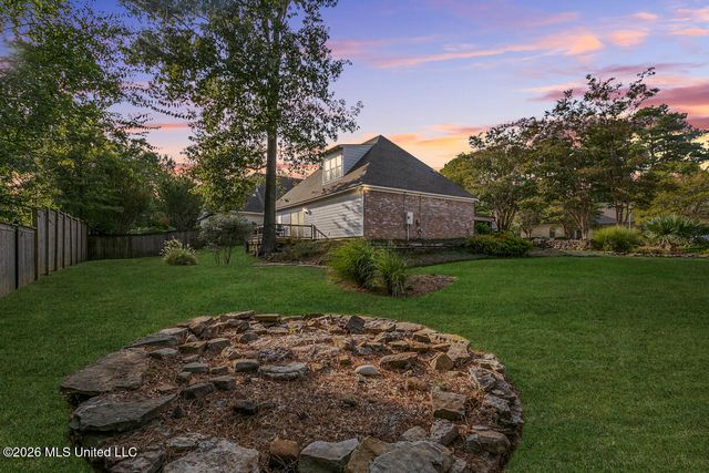 17 Pear Orchard Park, Jackson, MS 39211