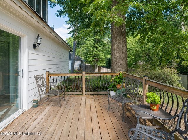 17 Pear Orchard Park, Jackson, MS 39211