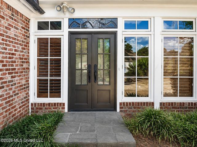 17 Pear Orchard Park, Jackson, MS 39211