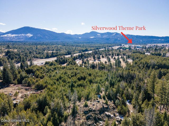 28789 N HIGHWAY 95, Athol, ID 83801