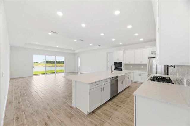 2592 WISE RIVER LANE, Zephyrhills, FL 33541