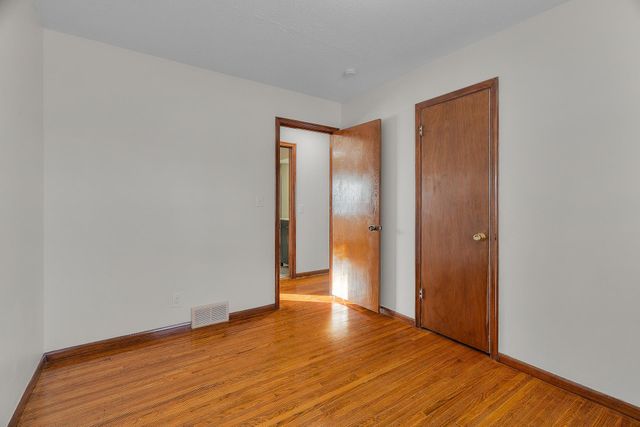 9109 Queen Avenue S, Bloomington, MN 55431