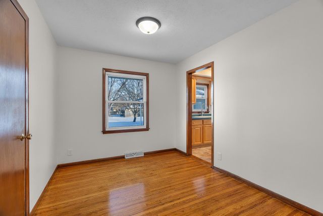 9109 Queen Avenue S, Bloomington, MN 55431