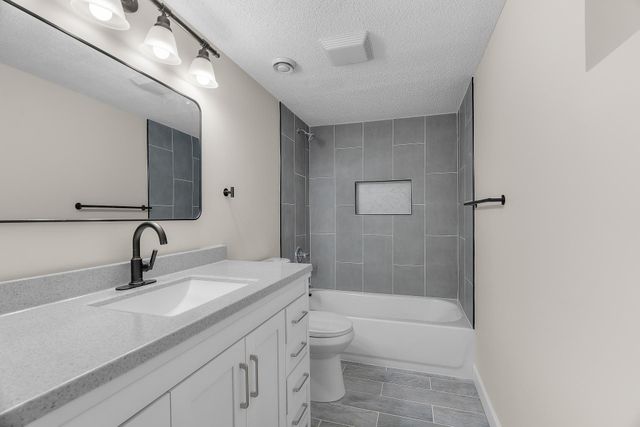 9109 Queen Avenue S, Bloomington, MN 55431