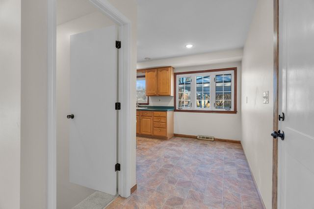 9109 Queen Avenue S, Bloomington, MN 55431