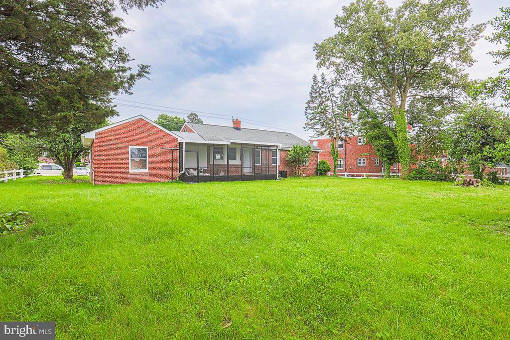 property-img