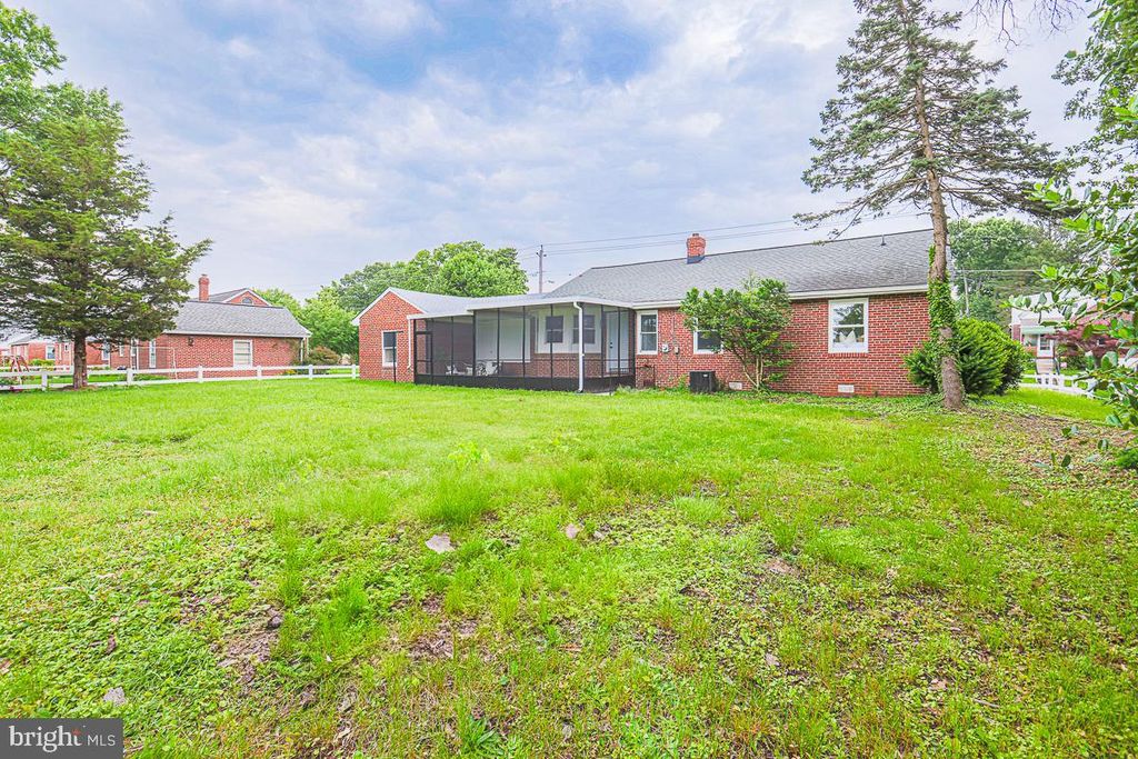property-img