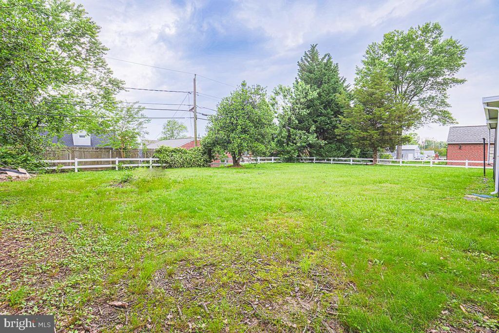 property-img