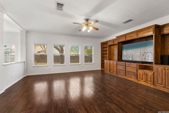 6226 Stable Creek Dr, San Antonio, TX 78249