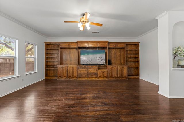 6226 Stable Creek Dr, San Antonio, TX 78249