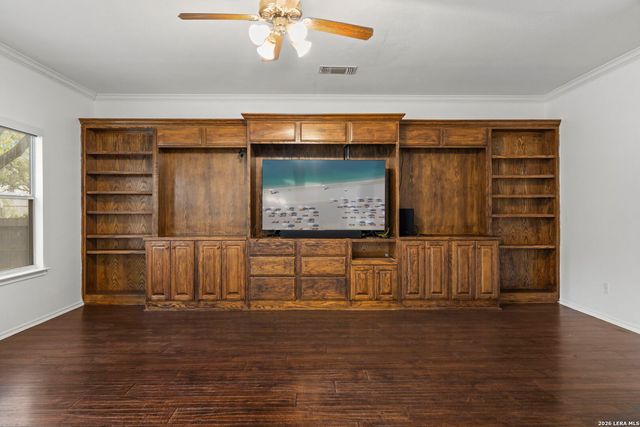 6226 Stable Creek Dr, San Antonio, TX 78249