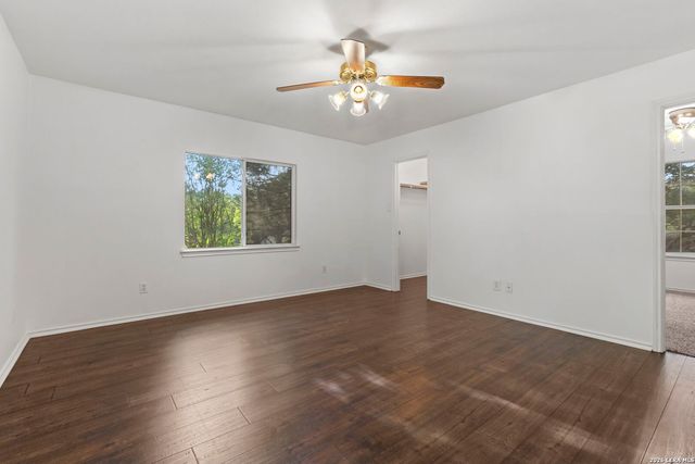 6226 Stable Creek Dr, San Antonio, TX 78249