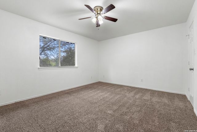 6226 Stable Creek Dr, San Antonio, TX 78249