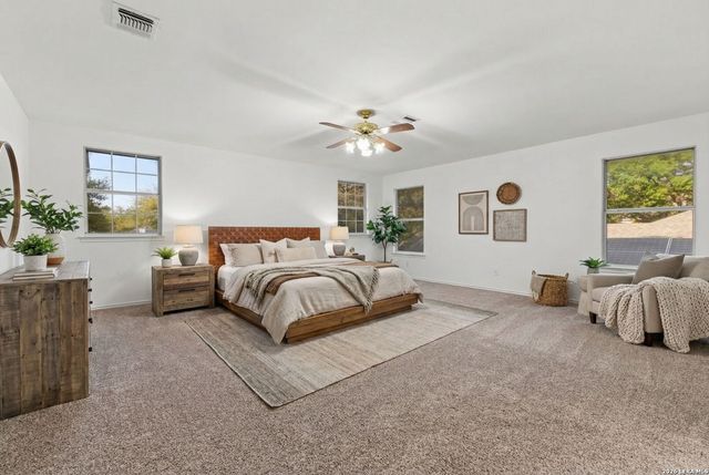 6226 Stable Creek Dr, San Antonio, TX 78249