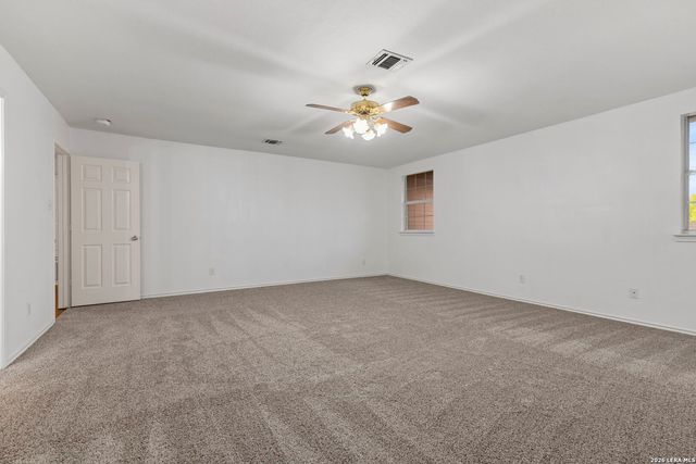 6226 Stable Creek Dr, San Antonio, TX 78249