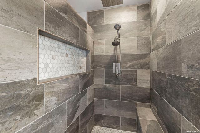 6226 Stable Creek Dr, San Antonio, TX 78249