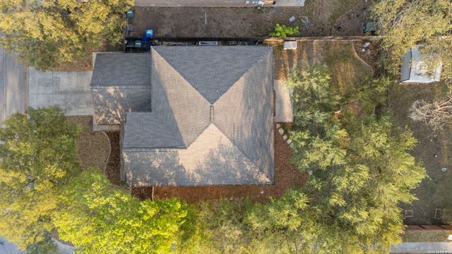 6226 Stable Creek Dr, San Antonio, TX 78249