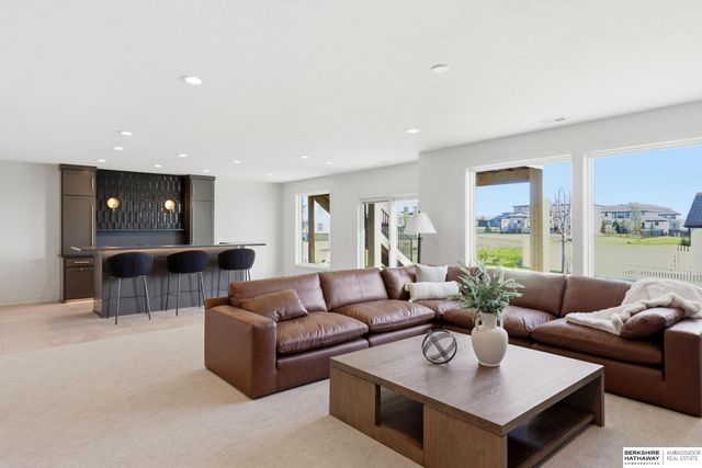12357 Schirra Street, Papillion, NE 68046