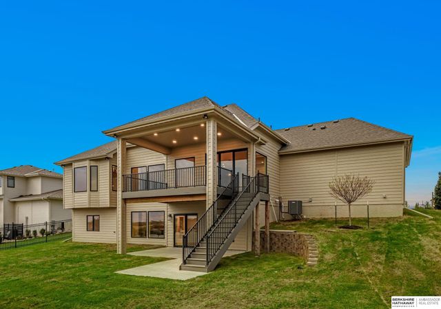 12357 Schirra Street, Papillion, NE 68046
