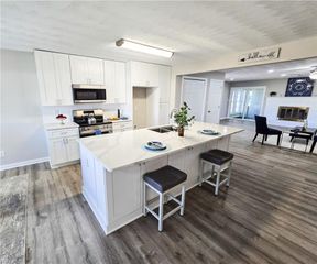 3625 Weiss LN, Chesapeake, VA 23323