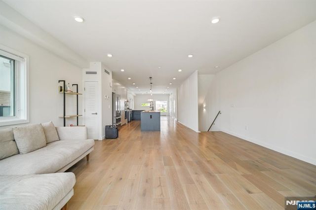 66B Henry Avenue, Palisades Park, NJ 07650