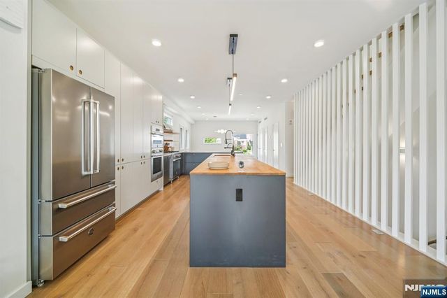 66B Henry Avenue, Palisades Park, NJ 07650