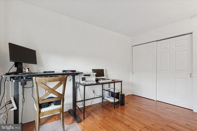 3 OAKRIDGE DR, Langhorne, PA 19047