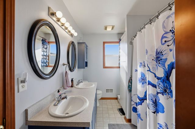 2171 Avalon View Drive, Cedar Springs, MI 49319