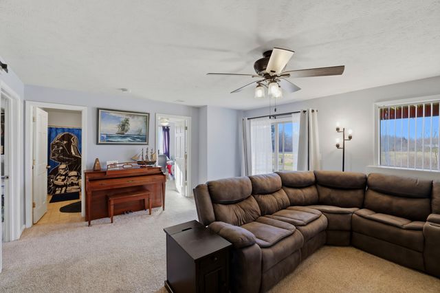 2171 Avalon View Drive, Cedar Springs, MI 49319