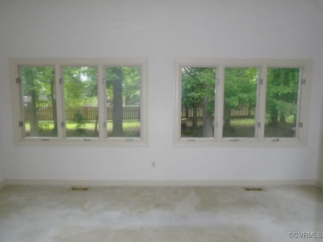 2504 Stemwell Blvd, North Chesterfield, VA 23236