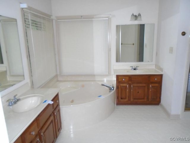 2504 Stemwell Blvd, North Chesterfield, VA 23236