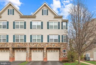 11206 WORTHAM CREST CIR, Manassas, VA 20109