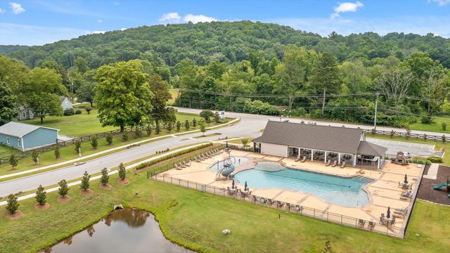 10334 Magnolia Farm Drive, Apison, TN 37302