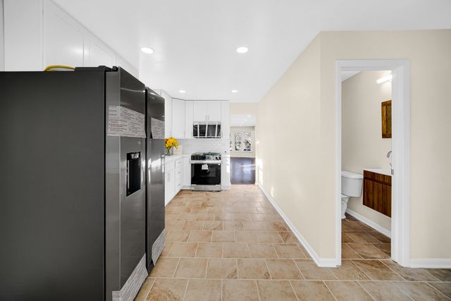 591 Paxton Avenue, Calumet City, IL 60409