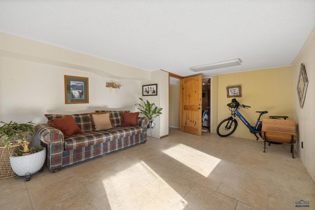 4941 SHERIDAN LAKE RD, Rapid City, SD 57702