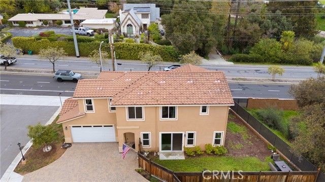 2010 Brentwood Pl., Claremont, CA 91711