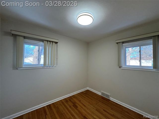 6326 Lathers Street, Garden City, MI 48135