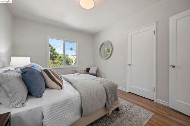 1711 Santa Clara St, Richmond, CA 94804
