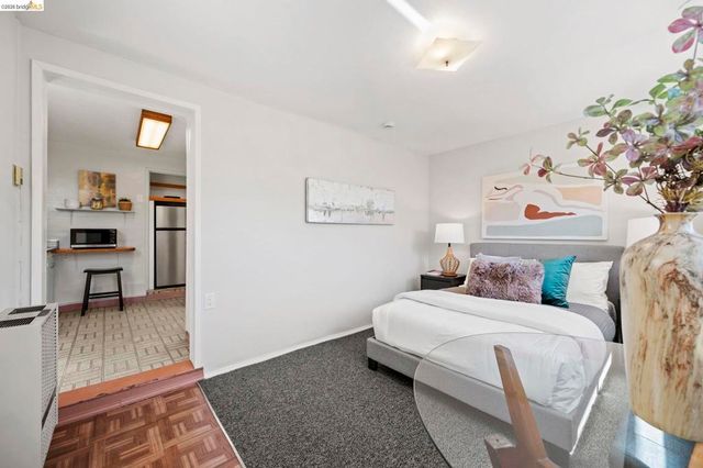 1711 Santa Clara St, Richmond, CA 94804