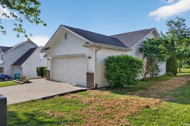 412 E Cardinal Glen Drive, Bloomington, IN 47401