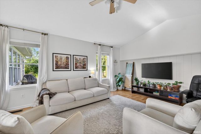 412 E Cardinal Glen Drive, Bloomington, IN 47401