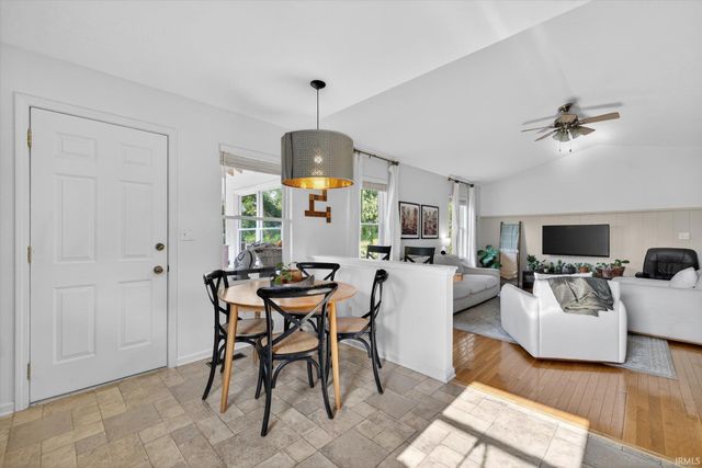 412 E Cardinal Glen Drive, Bloomington, IN 47401