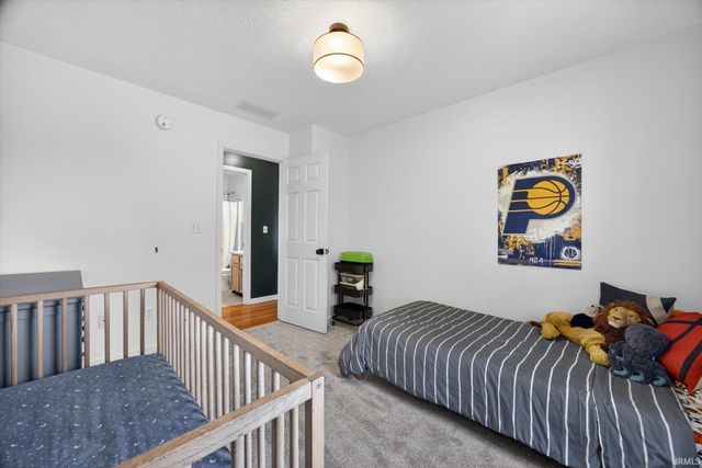 412 E Cardinal Glen Drive, Bloomington, IN 47401