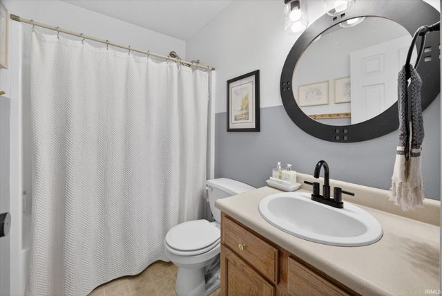 412 E Cardinal Glen Drive, Bloomington, IN 47401